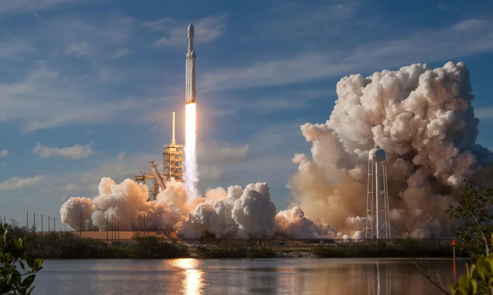 Court Rules In Favor Of Spacex And Nasa, Dismisses Blue Origin’s Lawsuit