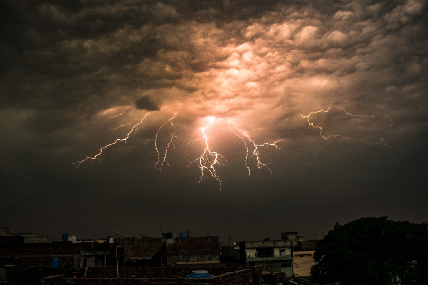A Nation at the Mercy of the Skies: Pakistan’s Growing Struggle with Climate Extremes A Nation at the Mercy of the Skies: Pakistan’s Growing Struggle with Climate Extremes