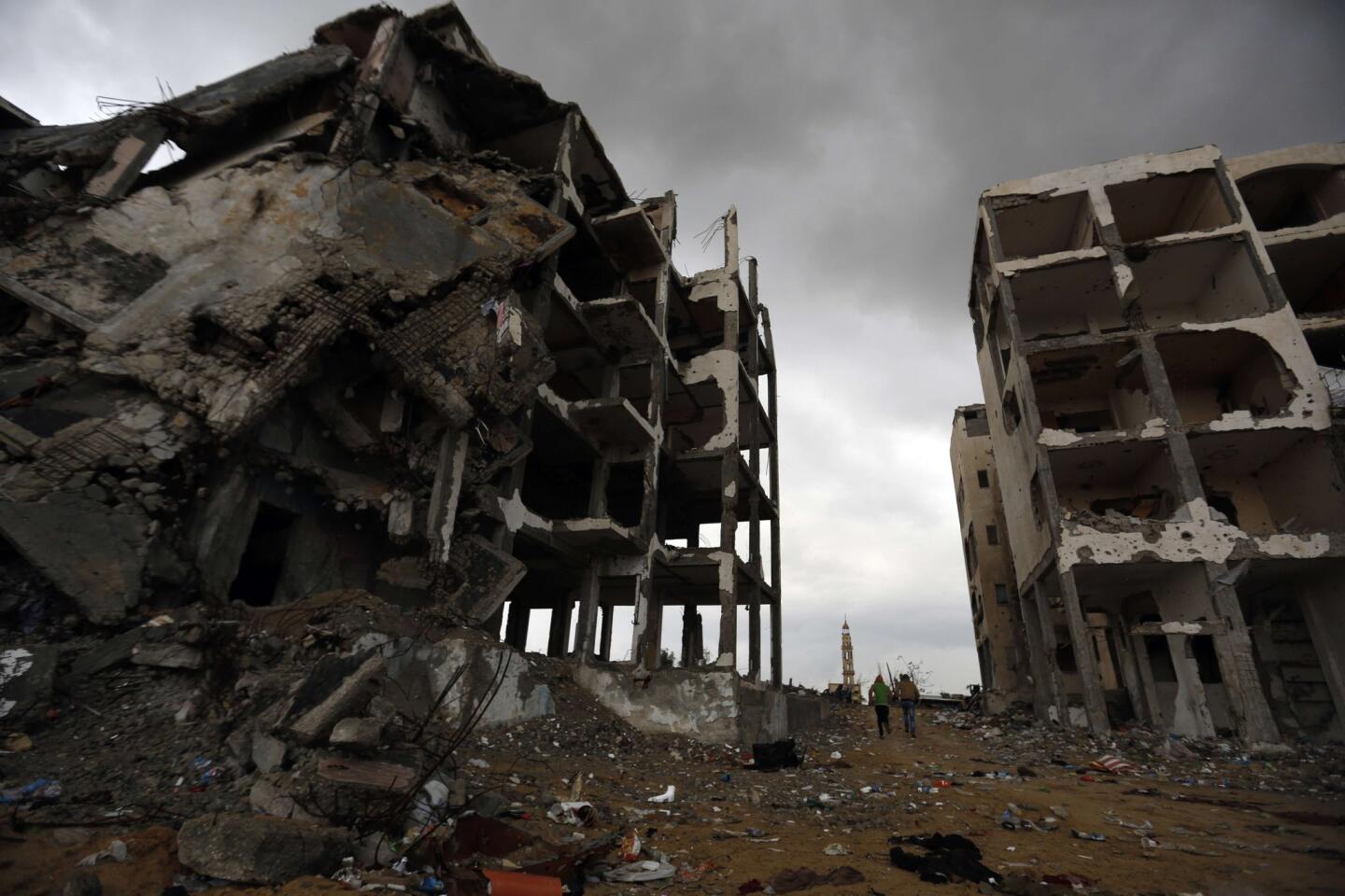 Gaza in Ruins: War, Blockade, and a Forgotten People Gaza in Ruins: War, Blockade, and a Forgotten People