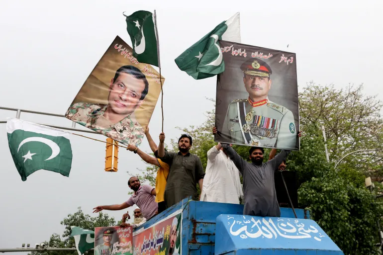 Military Tensions between Pakistan – India Military Tensions between Pakistan – India