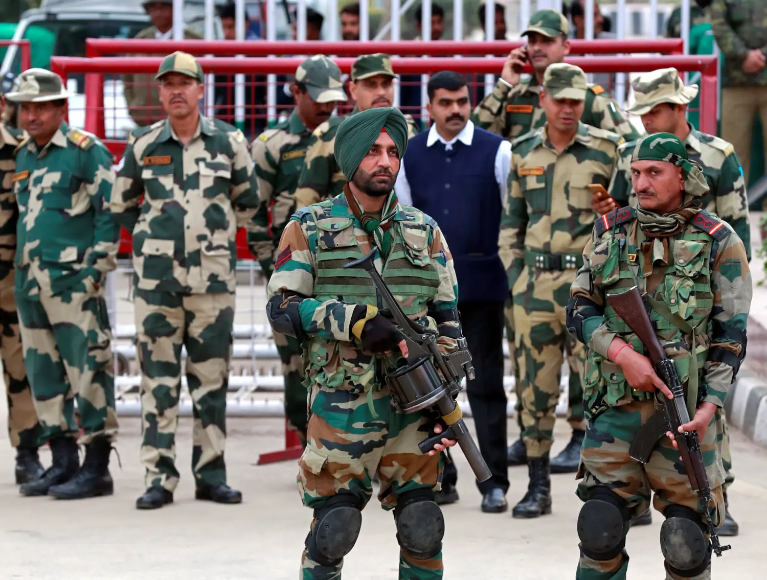 Unpacking Pakistan-India War Tensions “Online”