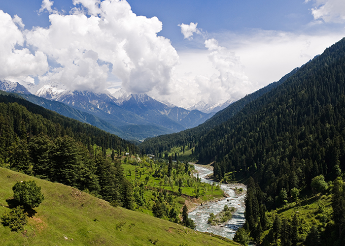 Reality vs. Modi Government’s Claims: The Fragile State of Tourism in Kashmir