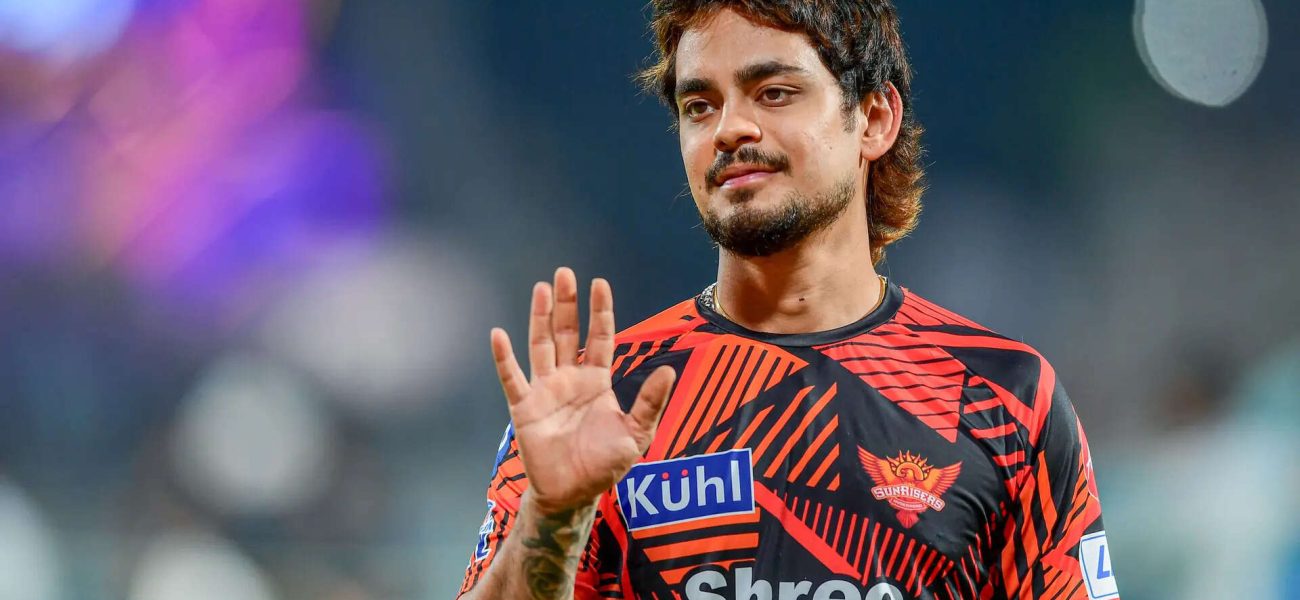 Sanjay Bangar Endorses Ishan Kishan for SRH Captaincy Over Returning Pat Cummins in IPL Sanjay Bangar Endorses Ishan Kishan for SRH Captaincy Over Returning Pat Cummins in IPL