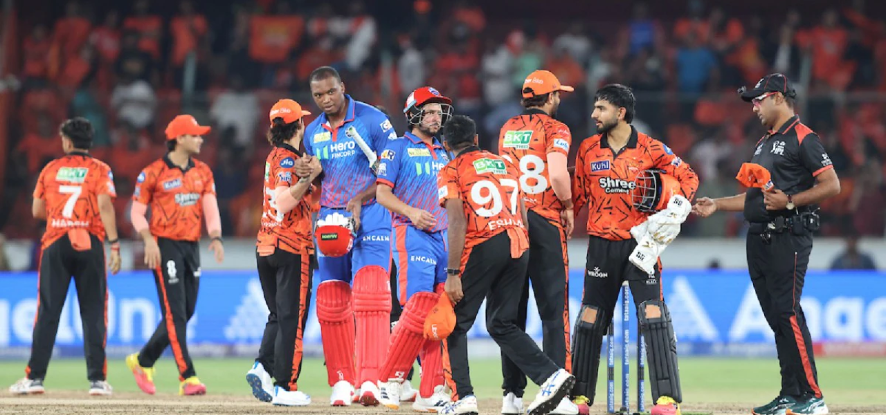 Aaron Finch Slams Axar Patel’s IPL Bowling Strategy Amid Delhi Capitals’ Defeat to Sunrisers Hyderabad