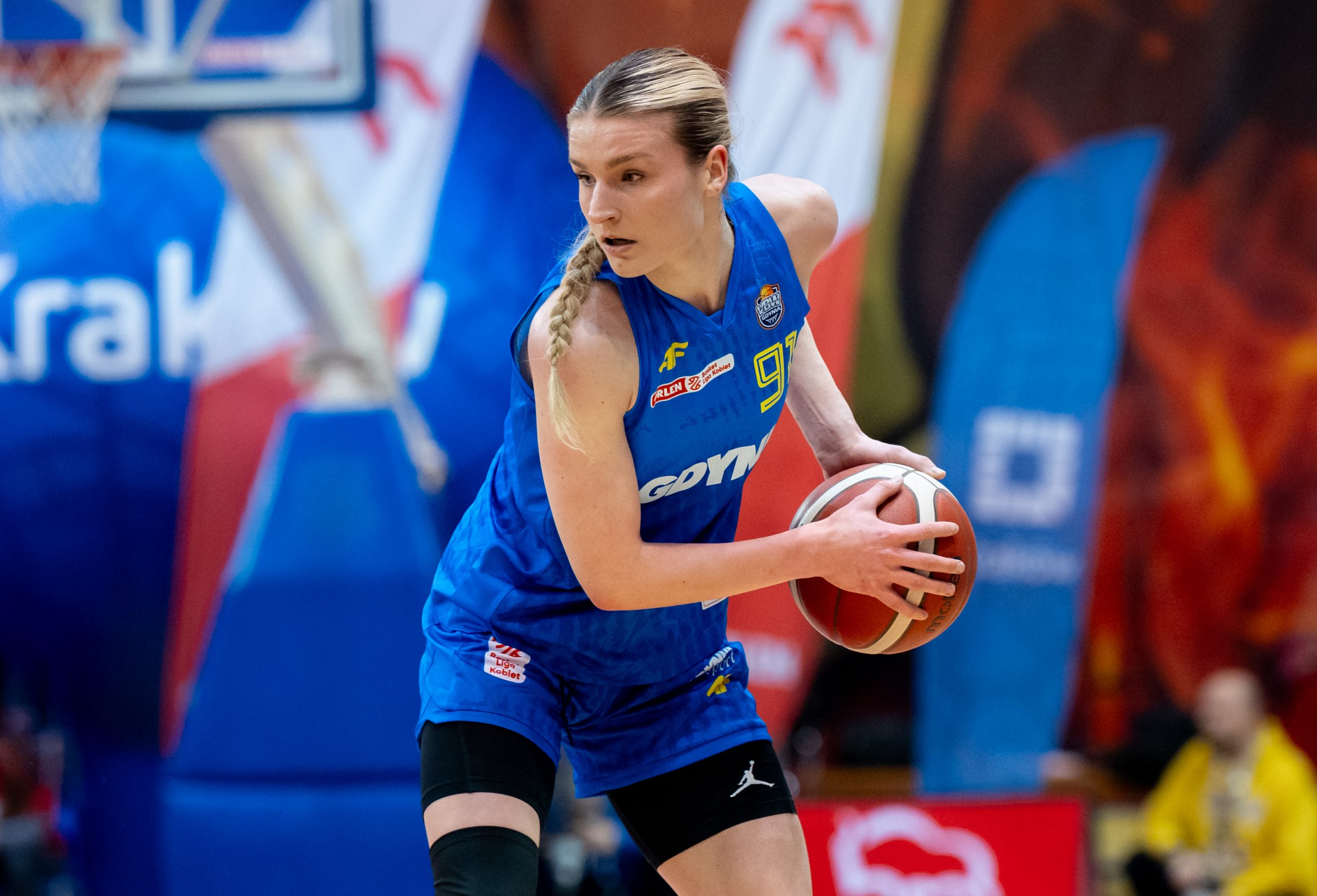 Polish Basketball Star Karolina Ułan Commits to Arizona Wildcats Women’s Program