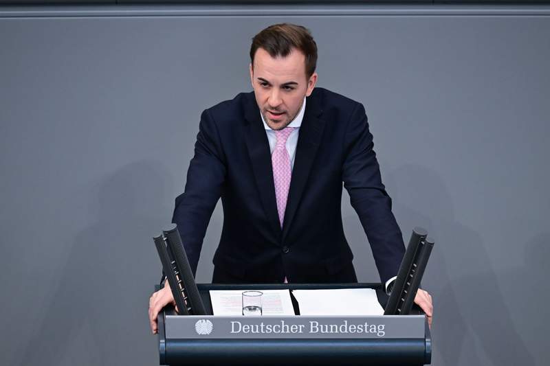 German Military Readiness: Reservist Chief Advocates Higher Age Limit for Enhanced Defense German Military Readiness: Reservist Chief Advocates Higher Age Limit for Enhanced Defense