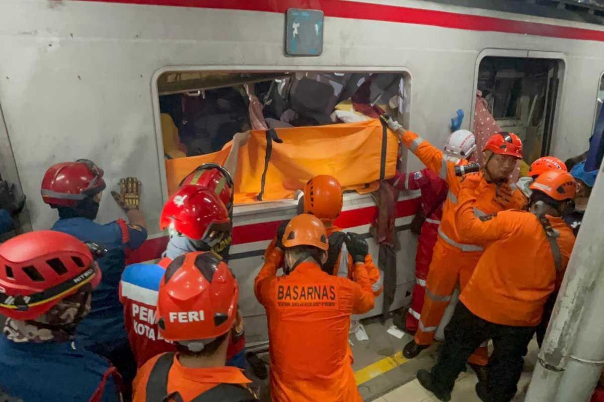 Rohanpur Rail Disaster: A Nation’s Infrastructure Crumbles Under the Weight of Neglect Rohanpur Rail Disaster: A Nation’s Infrastructure Crumbles Under the Weight of Neglect