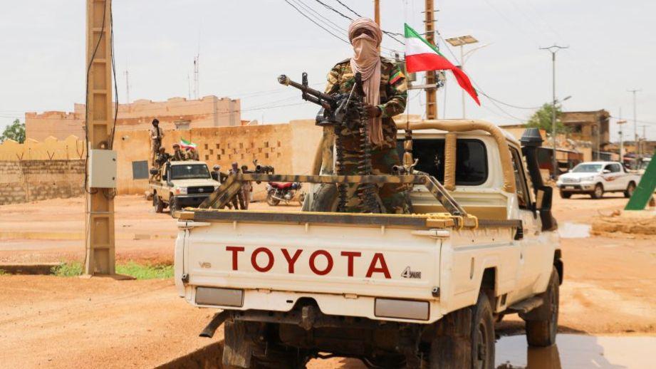 Kremlin-Aligned Contractors Retreat from Mali City as Sahel’s Insurgency Deepens Kremlin-Aligned Contractors Retreat from Mali City as Sahel’s Insurgency Deepens