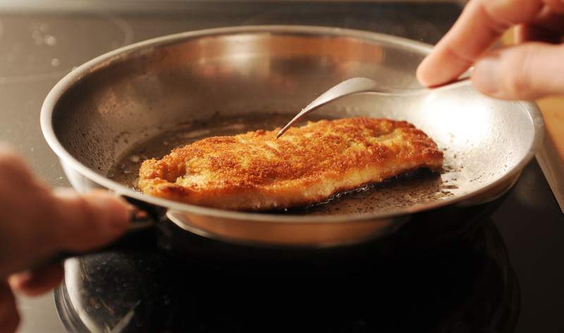 Schnitzel Showdown: Police Respond to Violent Food Dispute in Southern Germany Schnitzel Showdown: Police Respond to Violent Food Dispute in Southern Germany