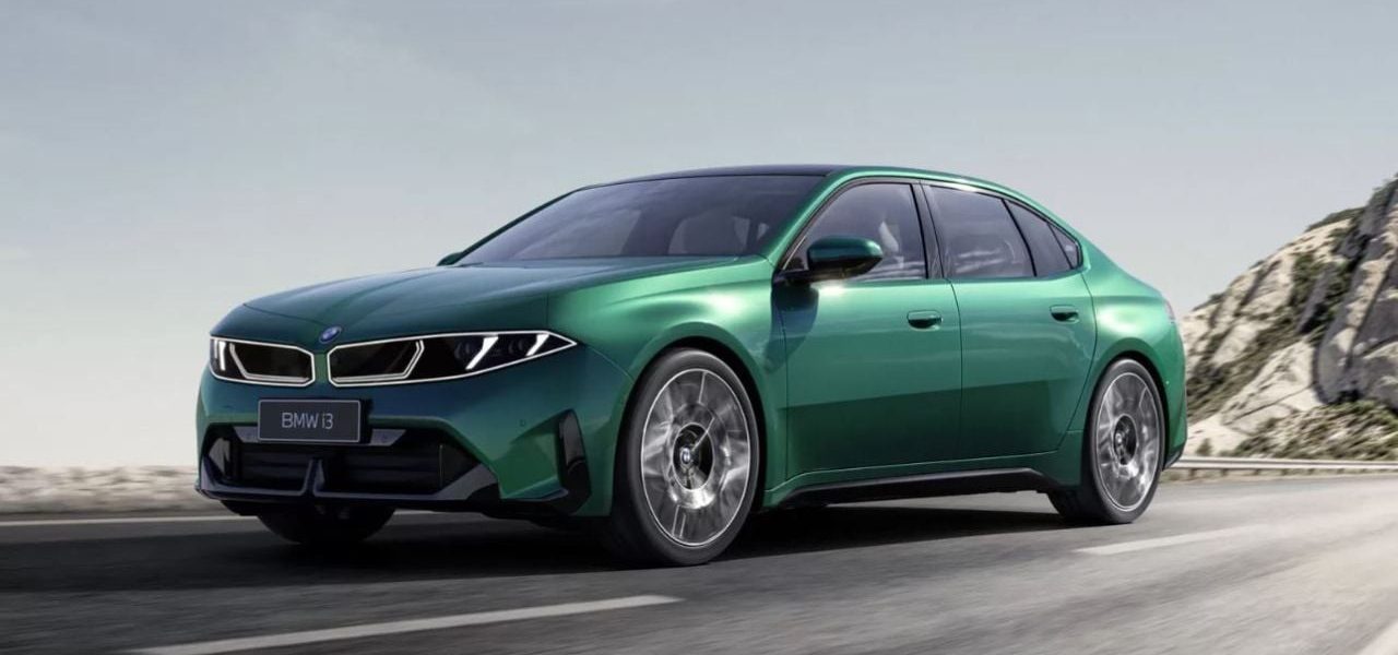 Munich’s Long Play: BMW Stretches EVs for China’s Backseat Powerbrokers Munich’s Long Play: BMW Stretches EVs for China’s Backseat Powerbrokers