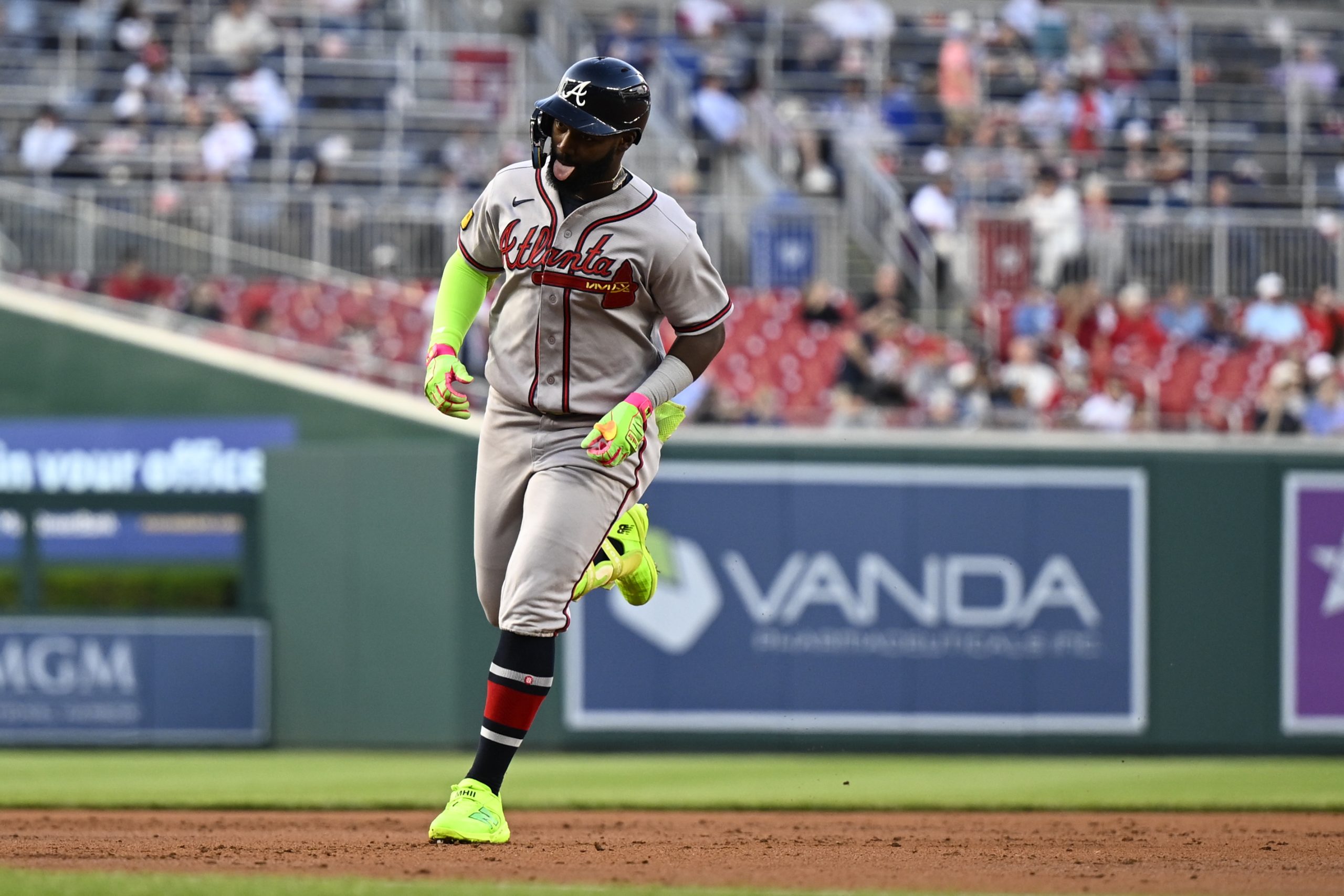 Star Outfielder Michael Harris II’s Quad Scare Highlights MLB’s Precarious Dance with Player Health