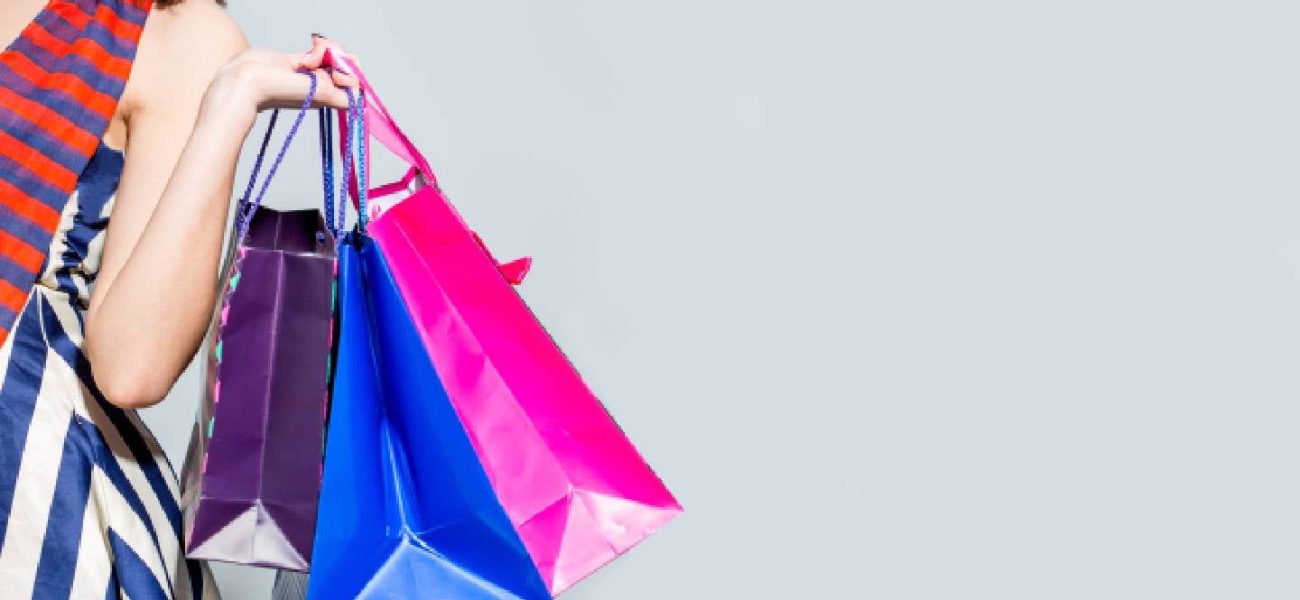 UK Goods Prices Surge Amid Conflict-Driven Inflation; Clothing & Footwear Sectors Remain Stable