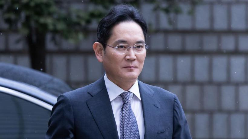 Shadows of Succession: Samsung’s Billion-Dollar Dynasty Grapples with a Jailed Scion and a Precarious Future Shadows of Succession: Samsung’s Billion-Dollar Dynasty Grapples with a Jailed Scion and a Precarious Future