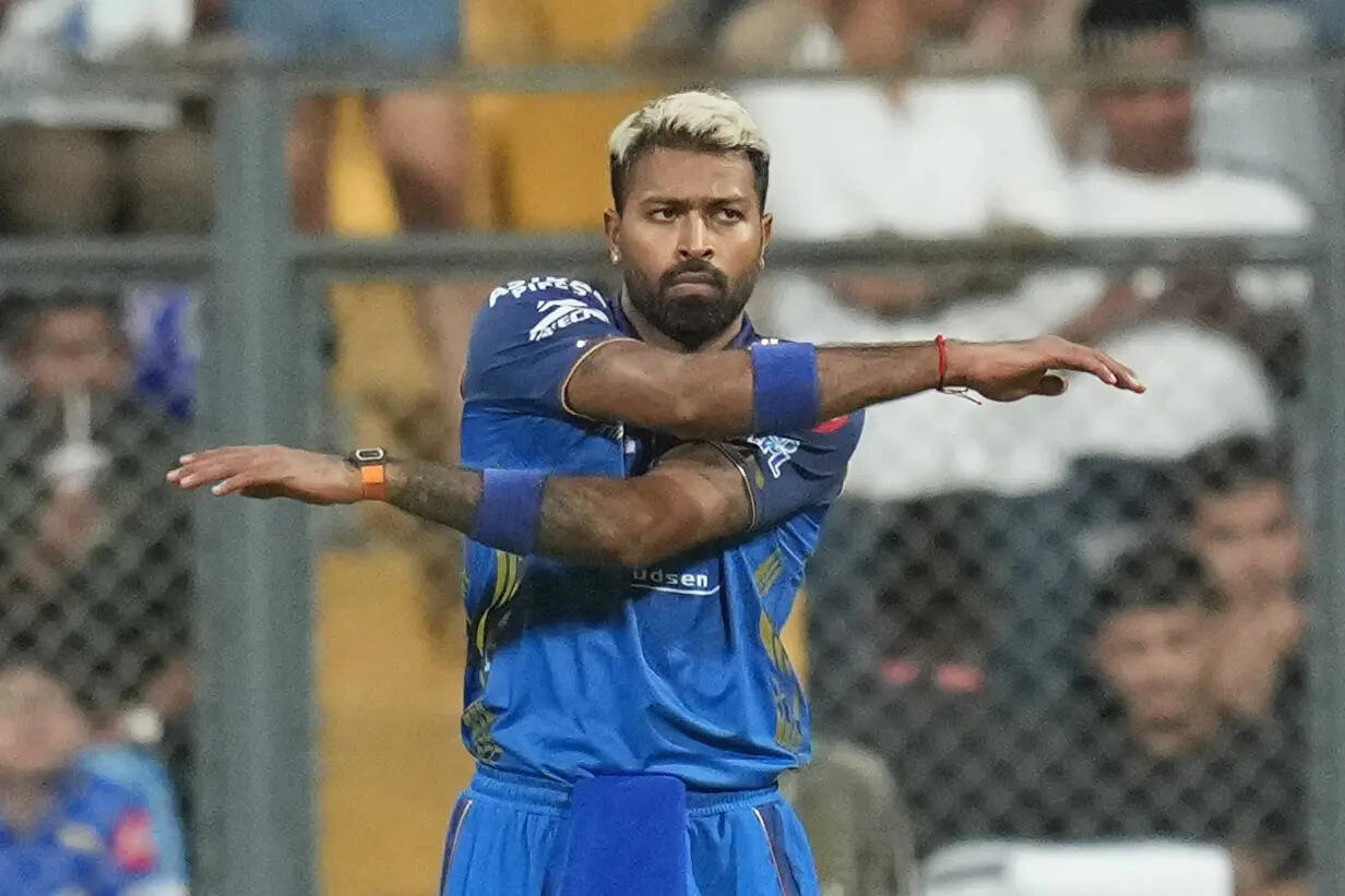 IPL Showdown: Hardik Pandya & Ruturaj Gaikwad Face Intense Leadership Scrutiny in Mumbai Indians vs Chennai Super Kings Rivalry