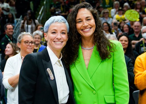 Sue Bird and Megan Rapinoe Announce Relationship End, Conclude ‘A Touch More’ Podcast Sue Bird and Megan Rapinoe Announce Relationship End, Conclude ‘A Touch More’ Podcast