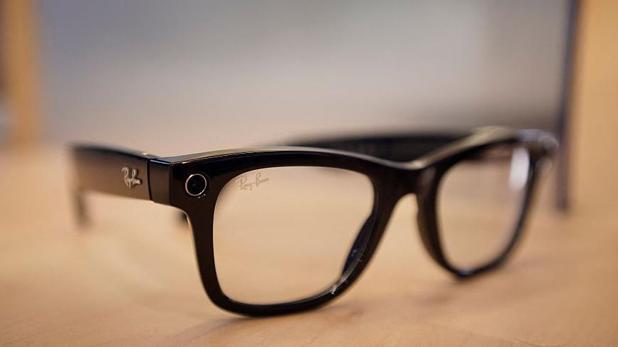 Meta’s Voyeuristic AI Nightmare: Smart Glasses Spark Privacy Backlash, Exposing Contractor Exploitation Meta’s Voyeuristic AI Nightmare: Smart Glasses Spark Privacy Backlash, Exposing Contractor Exploitation