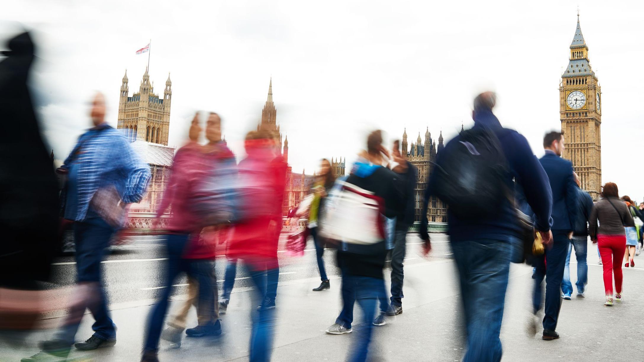 UK Government Borrowing Shrinks by £20 Billion, Geopolitical Tensions Threaten Economic Stability UK Government Borrowing Shrinks by £20 Billion, Geopolitical Tensions Threaten Economic Stability
