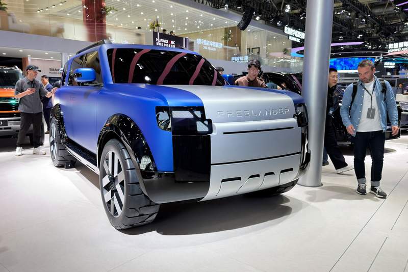 Beijing’s Electric Offensive: Global Automakers Grapple with China’s New Mobility Map