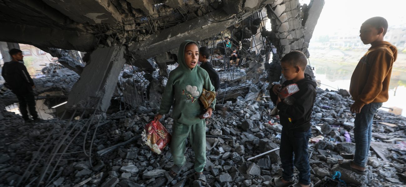 Gaza Airstrike Claims Five Lives, Including Three Children, Amid Regional Tensions Gaza Airstrike Claims Five Lives, Including Three Children, Amid Regional Tensions