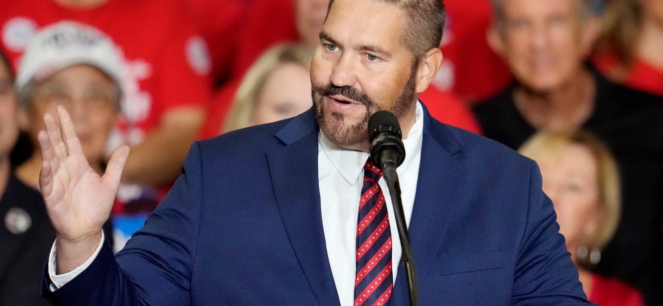 Arizona Election Official Secures Key Judicial Victory Impacting Midterm Voting