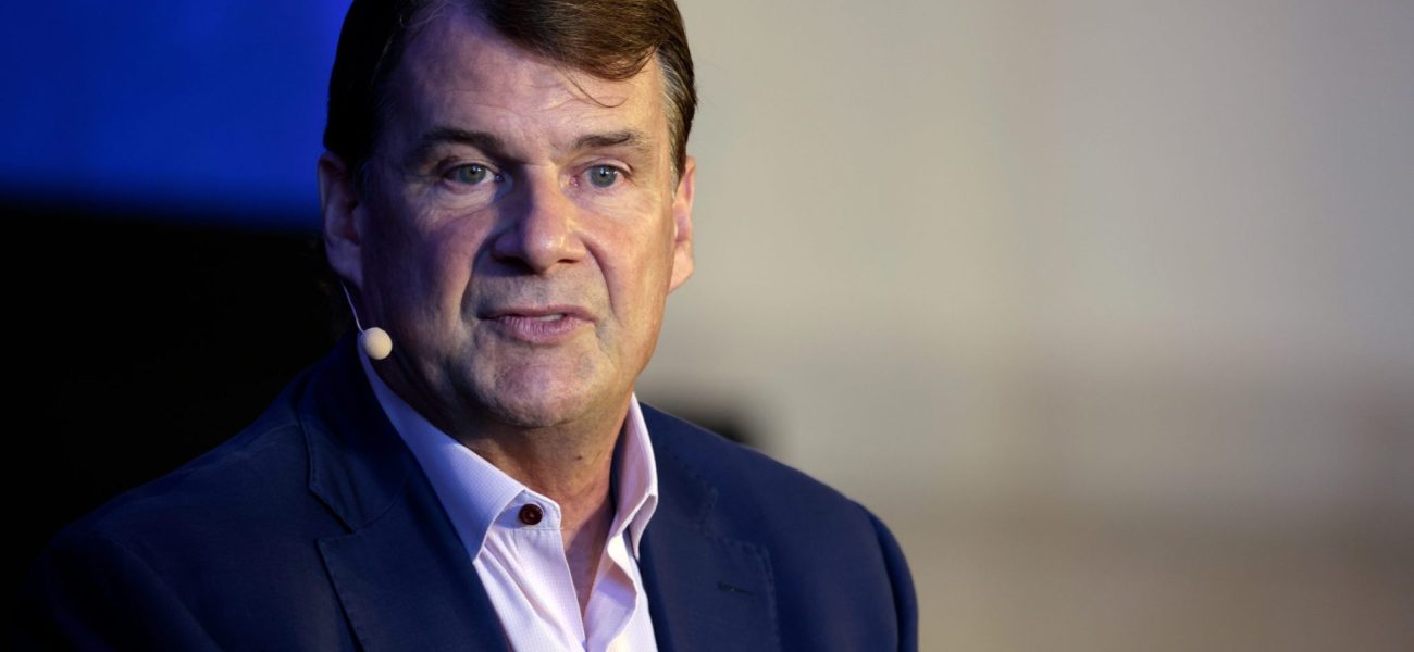 Detroit’s Reckoning: Ford’s ‘Come to Jesus’ Moment Signals Broader Geopolitical Auto Battle Detroit’s Reckoning: Ford’s ‘Come to Jesus’ Moment Signals Broader Geopolitical Auto Battle