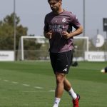 Real Madrid’s Raúl Asencio Returns to Valdebebas Training After Illness Recovery