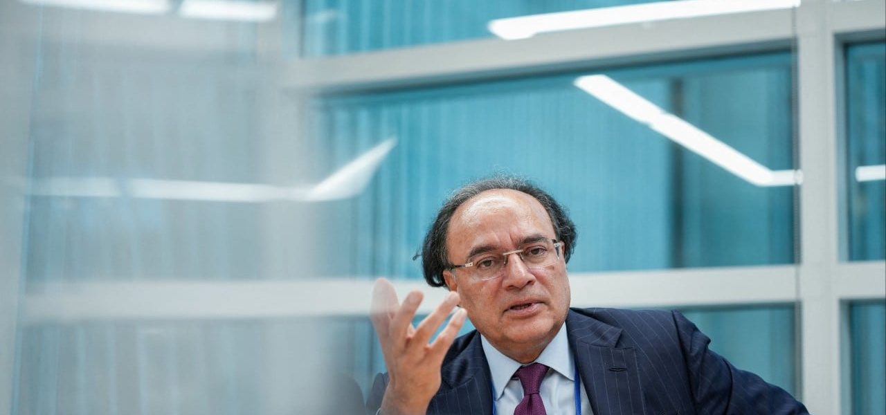 Pakistan Eyes Global Financing for  Billion UAE Debt Repayment Amid Economic Pressure