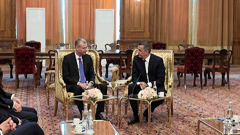 Silent Stances, Open Hands: Romania’s Intricate Dance with Israel’s Diplomacy Silent Stances, Open Hands: Romania’s Intricate Dance with Israel’s Diplomacy