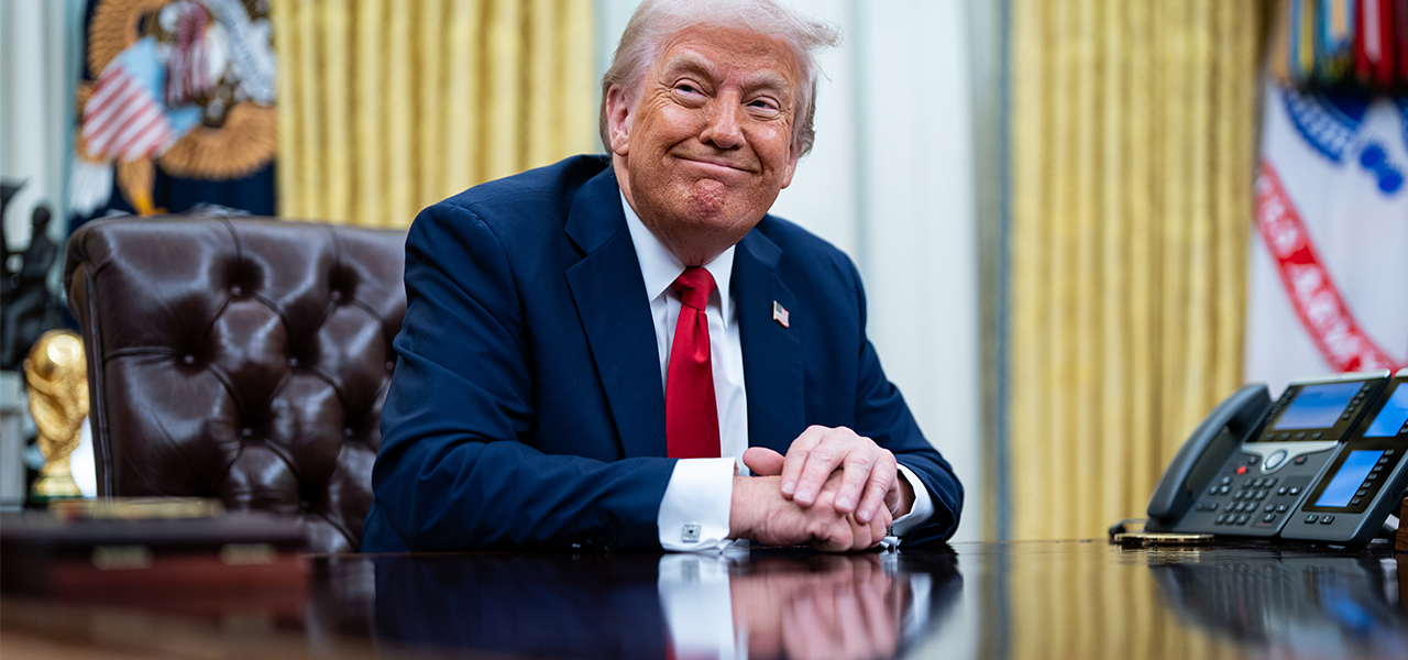 Caracas Conundrum: Trump’s Whispered ‘Venezuela Plan’ Shatters Diplomatic Norms Caracas Conundrum: Trump’s Whispered ‘Venezuela Plan’ Shatters Diplomatic Norms