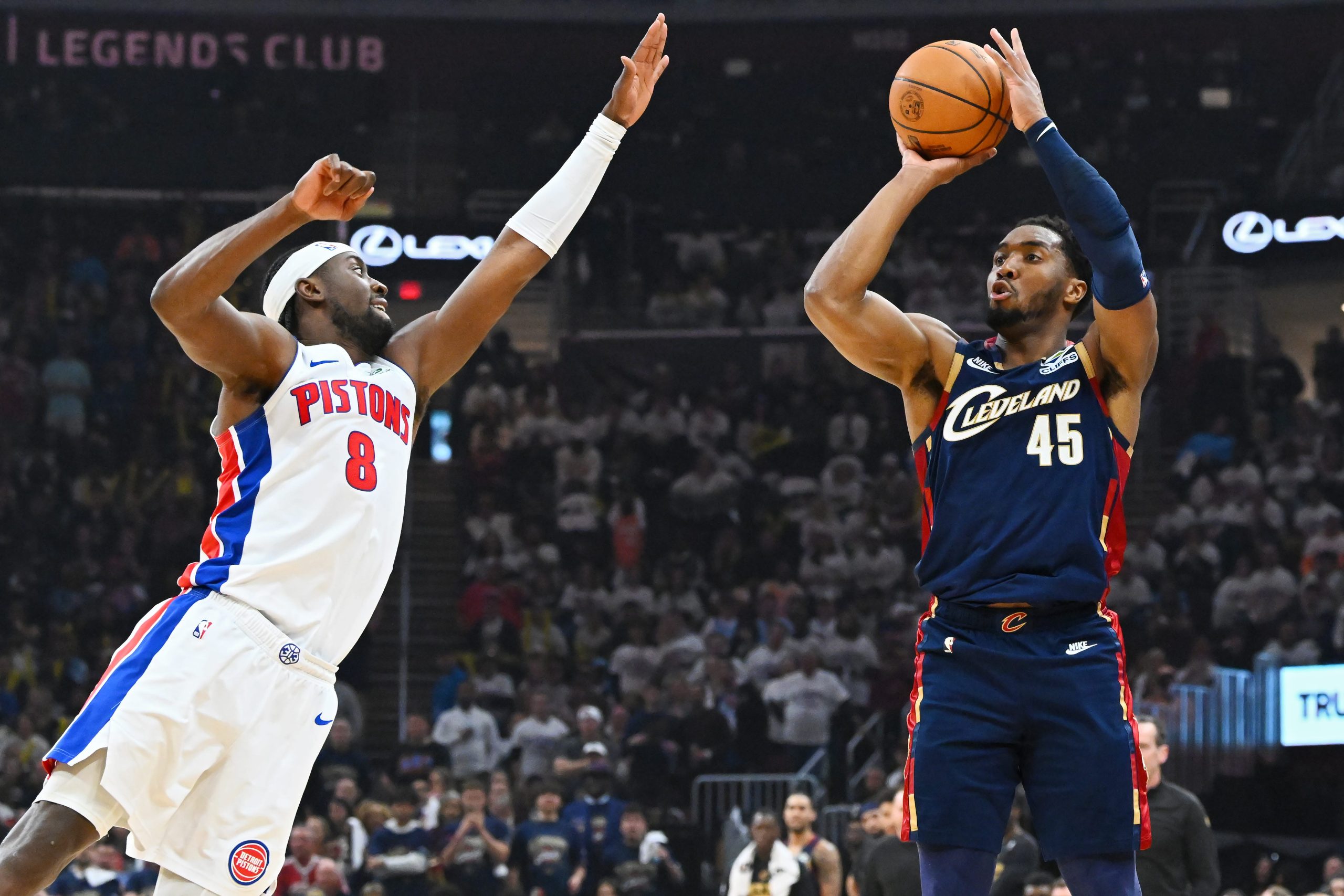 Cleveland’s Courtside Circus: Donovan Mitchell’s Heroics & The Unending Appetite for Distraction Cleveland’s Courtside Circus: Donovan Mitchell’s Heroics & The Unending Appetite for Distraction