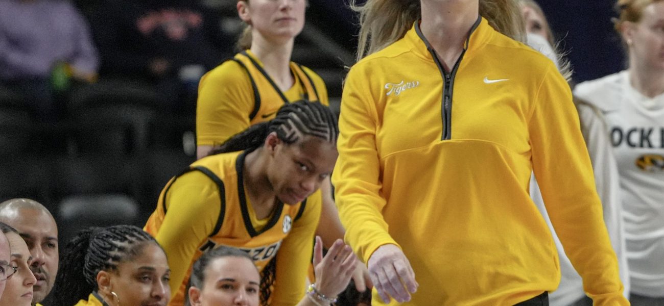 The Price of Bragging Rights: A Showdown for Midwest Collegiate Hoops The Price of Bragging Rights: A Showdown for Midwest Collegiate Hoops