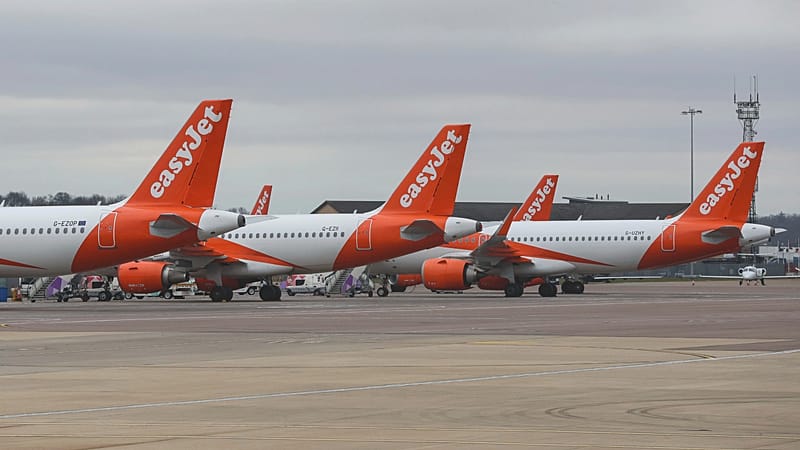 Italy Clamps Down on EasyJet’s Bag Fees: A Ripple for Budget Airlines?