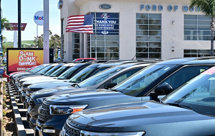 Automakers’ Curious Calculus: Flat Sales, Fat Profits, Global Echoes Automakers’ Curious Calculus: Flat Sales, Fat Profits, Global Echoes