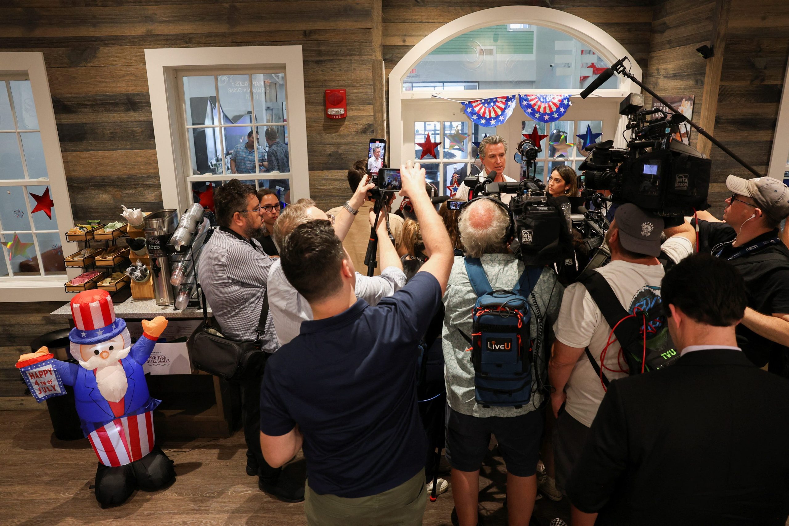 Primary Shuffle: The Early Battle for Democratic Hearts Begins Now Primary Shuffle: The Early Battle for Democratic Hearts Begins Now