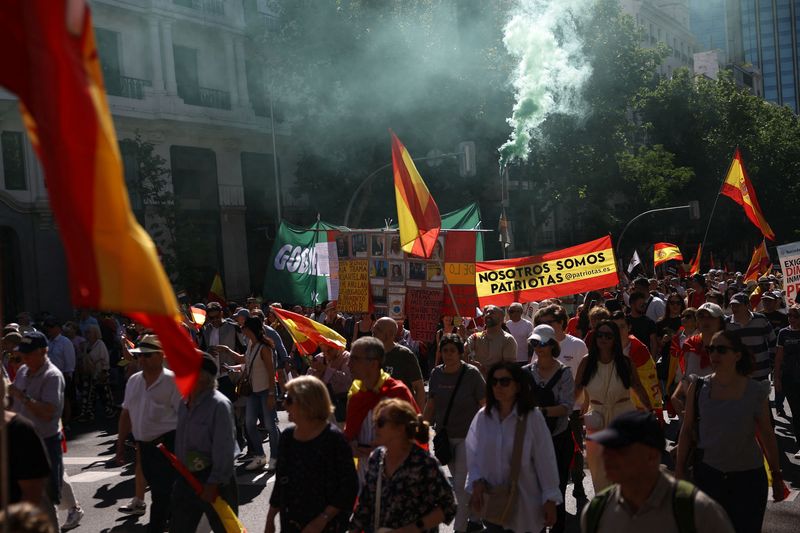 Madrid’s Mirage of Stability: A Premier Under Siege, Echoes of Discontent Across Continents Madrid’s Mirage of Stability: A Premier Under Siege, Echoes of Discontent Across Continents