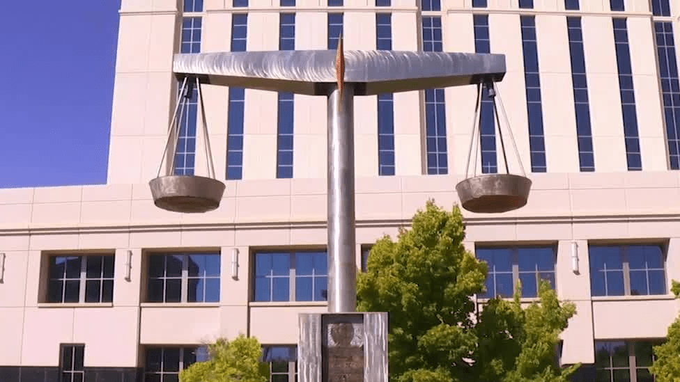 Beyond the Bench: Albuquerque Courts Wrestle with Public Trust in a Post-Truth Era Beyond the Bench: Albuquerque Courts Wrestle with Public Trust in a Post-Truth Era