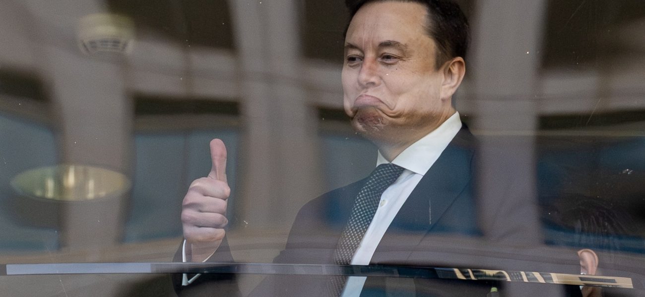 Gravity of Doubt: Senior Analyst Trashes Hyped SpaceX Debut