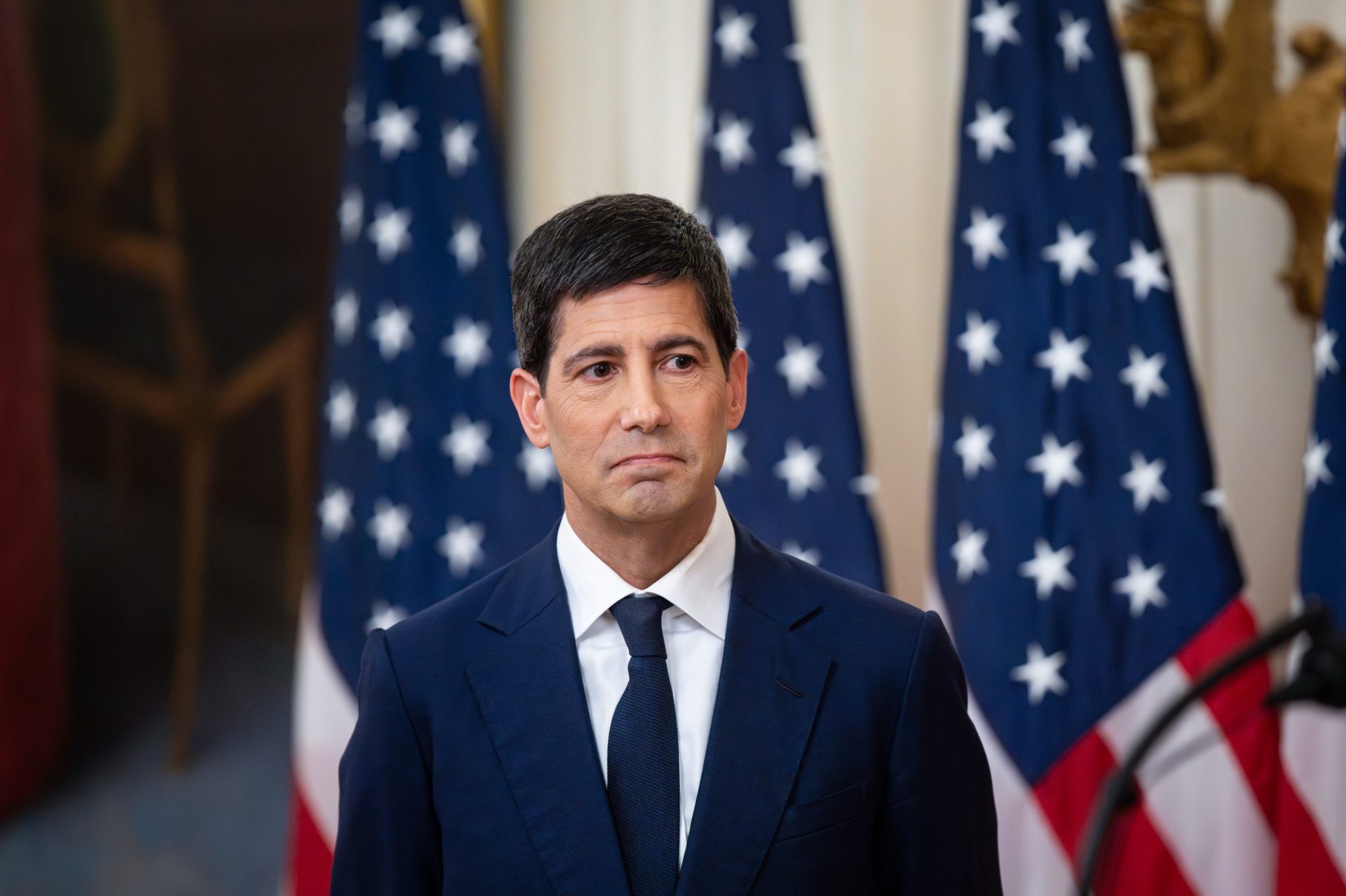America’s Trillion Tightrope: Why the World Can’t Afford a Stumble America’s Trillion Tightrope: Why the World Can’t Afford a Stumble