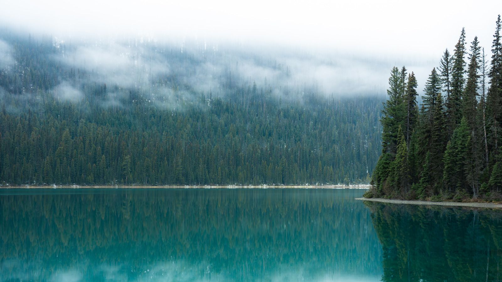 Azure Depths, Troubled Waters: Canada’s Remote Lakes Become New Front in Conservation Battle Azure Depths, Troubled Waters: Canada’s Remote Lakes Become New Front in Conservation Battle