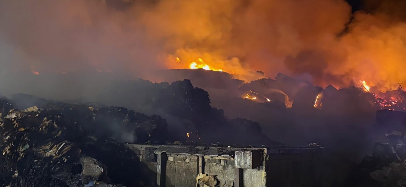 Embers of Indifference: Albuquerque Blaze Highlights America’s Burgeoning Waste Crisis Embers of Indifference: Albuquerque Blaze Highlights America’s Burgeoning Waste Crisis