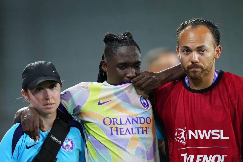 Star Striker’s Sudden Exit Sends Ripples Through NWSL Season Star Striker’s Sudden Exit Sends Ripples Through NWSL Season