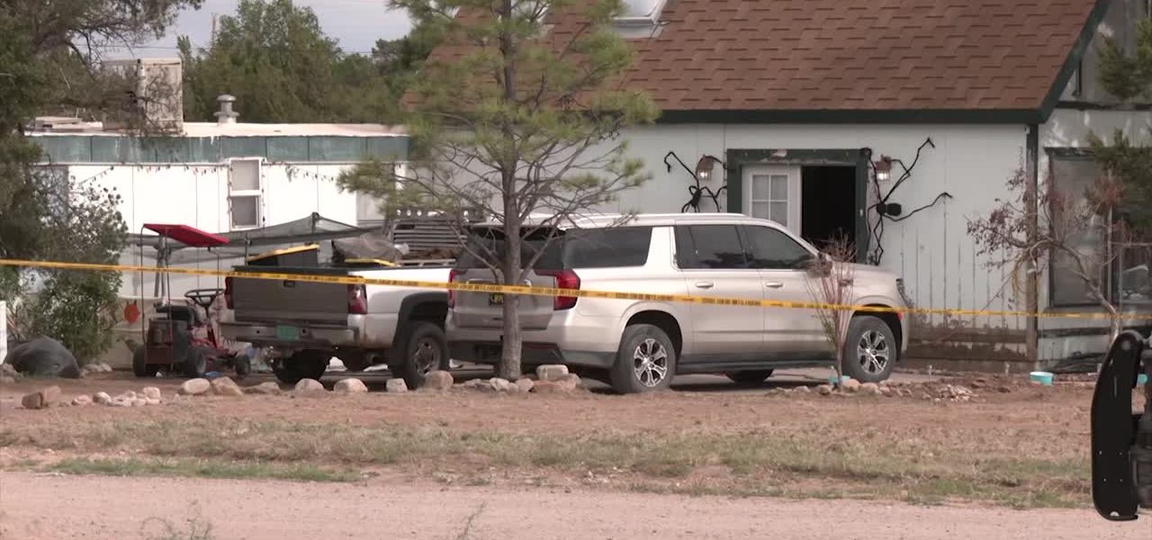 Unseen Enemy in Mountainair: Dogs Quarantined as Deadly Enigma Engulfs Small Town, Straining First Responders