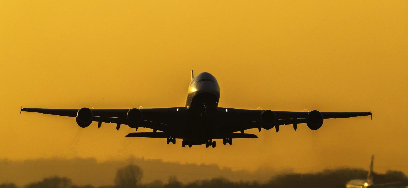 Airlines Brace: London’s Gateway Counts Cost of Looming Persian Gulf Shadow Airlines Brace: London’s Gateway Counts Cost of Looming Persian Gulf Shadow