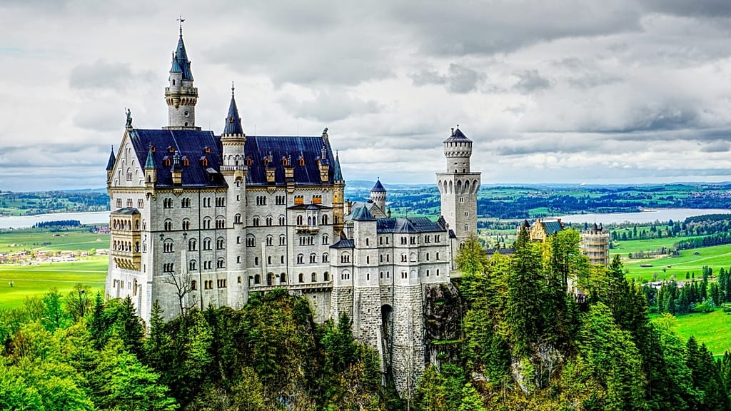 Alpine Façade, Industrial Spine: Bavaria’s Quiet Play in Europe’s Shifting Power Matrix