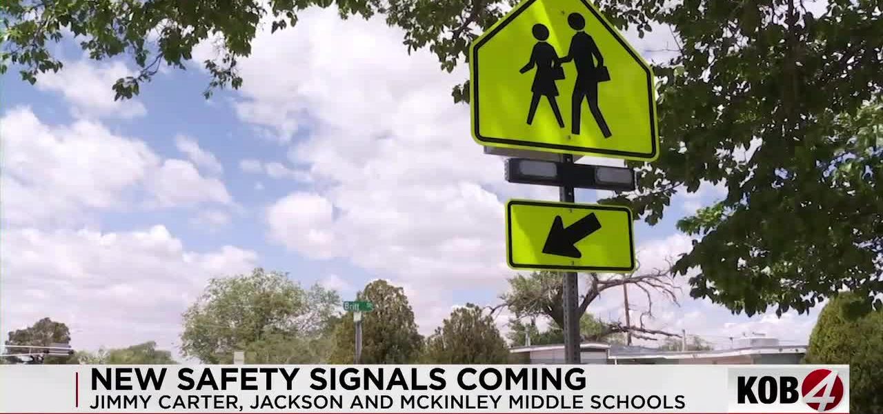 Albuquerque’s Modest Safety Gambit: A Flashing Light on Neglected Sidewalks