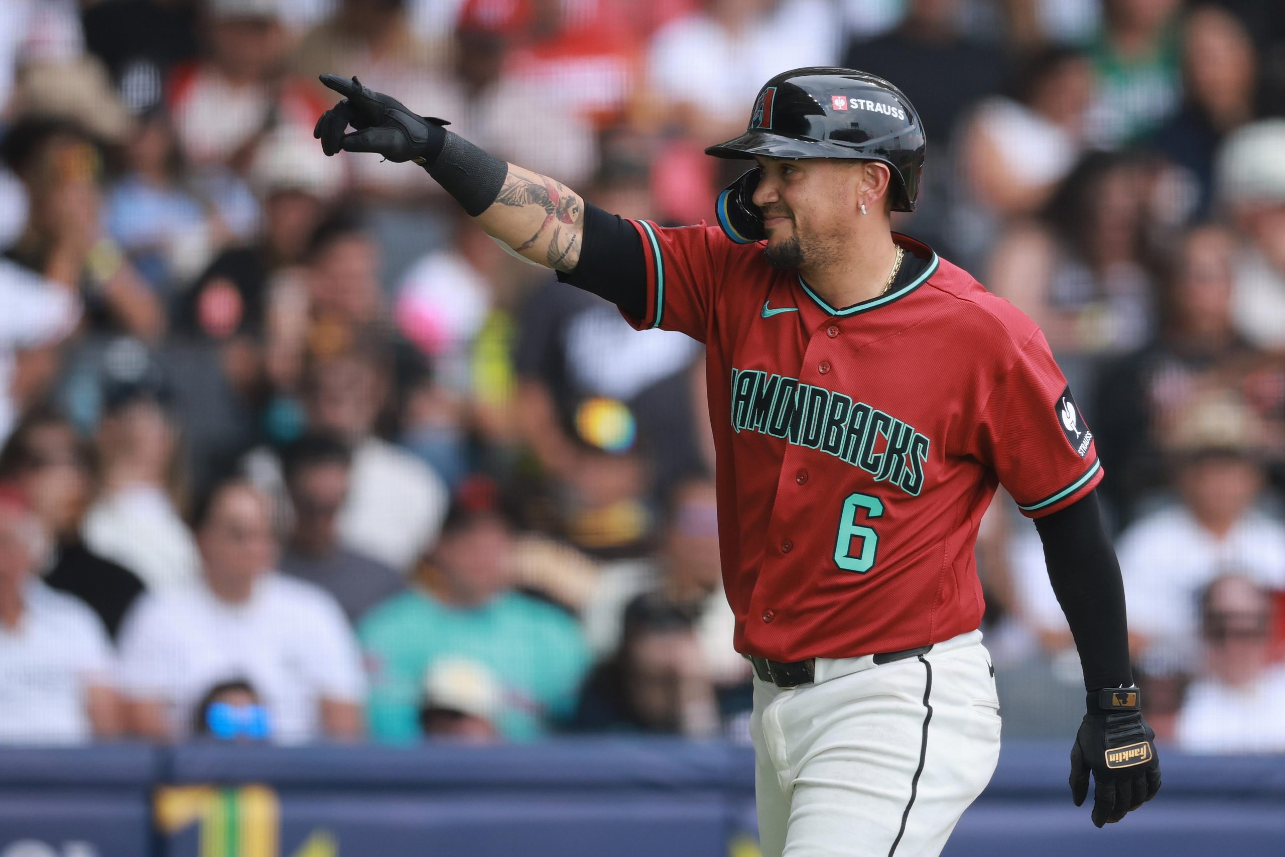 Arizona Diamondbacks’ Shifting Fortunes: A Microcosm of Fragile Public Confidence