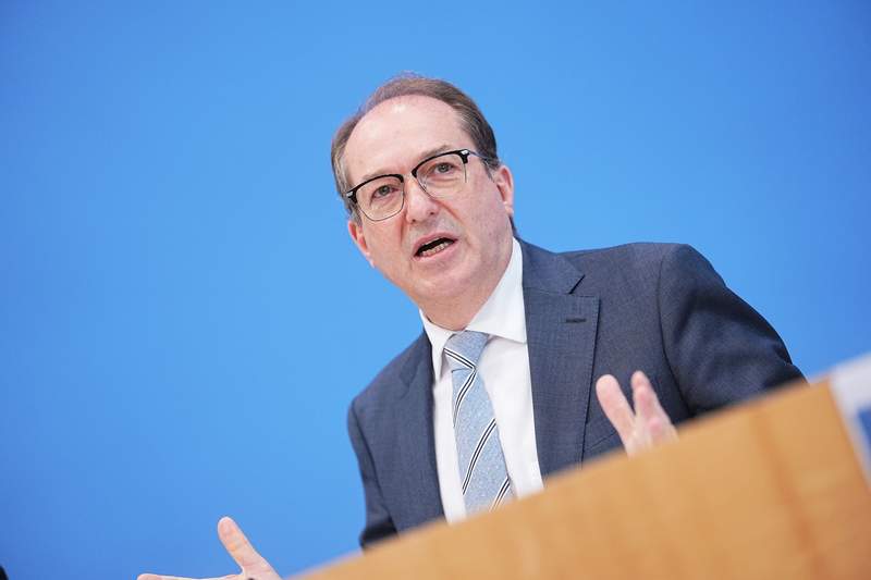 Berlin’s Digital Tightrope: Why Germany Won’t Just Ban Kid’s Social Media Berlin’s Digital Tightrope: Why Germany Won’t Just Ban Kid’s Social Media