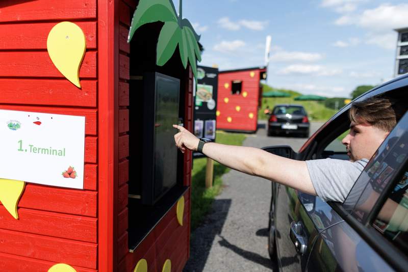 Berlin’s Berry Bonanza: The Drive-Thru Strawberry Craze and Europe’s Unseen Economic Currents Berlin’s Berry Bonanza: The Drive-Thru Strawberry Craze and Europe’s Unseen Economic Currents