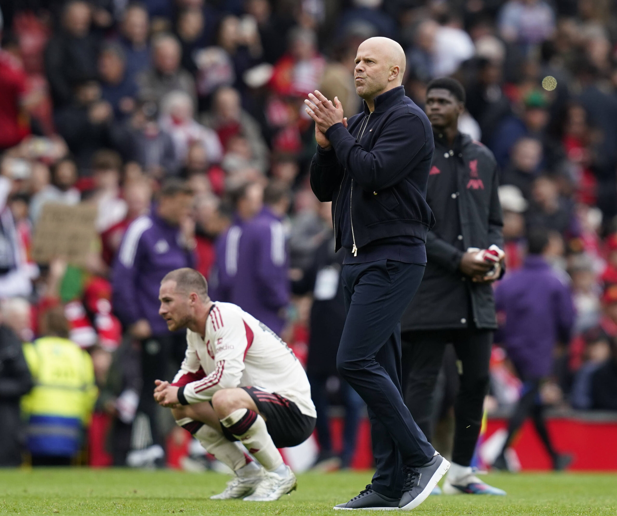 Anfield’s Precarious Perch: Slot Navigates a Geopolitical Game of Expectations