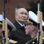 Putin’s Cracks Show: Ex-Officials See ‘Future Without Him’ as Elite Exodus Quickens